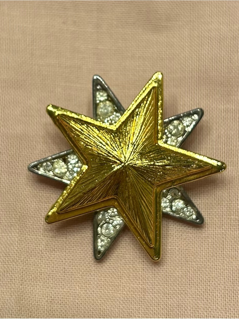 Vintage 1950’s Mechanical Gold Star Rhinestone Burst Brooch